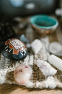 Hexingsheng Jewelry | Healing Stone Boxes: Beautiful Storage with Spiritual Benefits